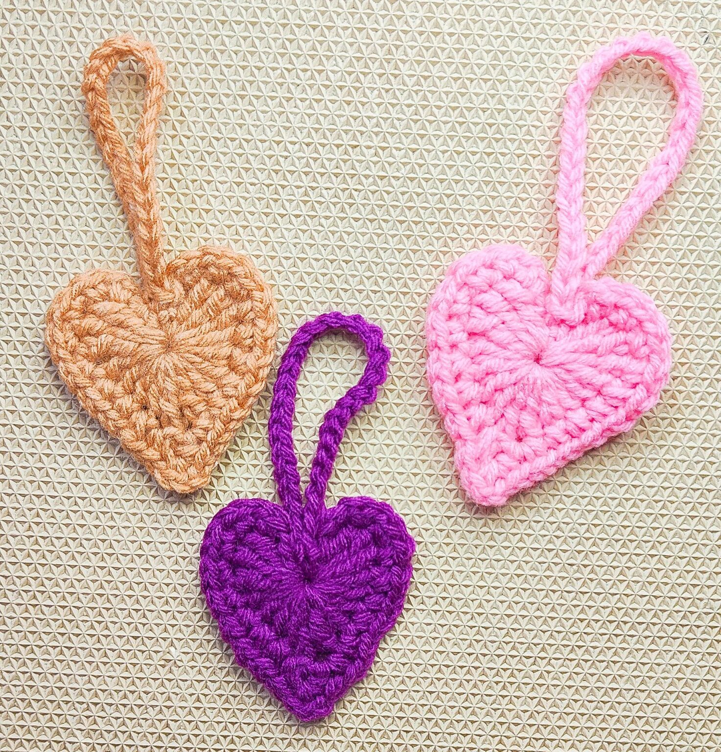 Quick Crochet Heart Charm Pattern for Valentine’s Day - Grandma Widsom Tips
